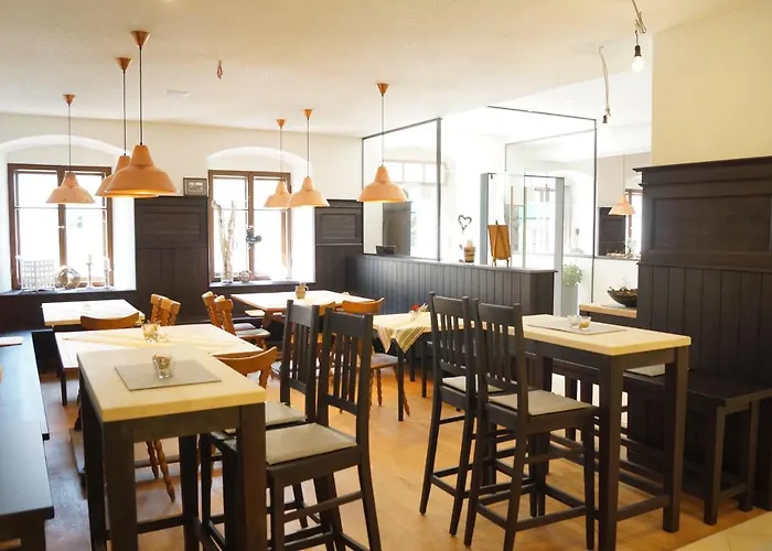 Altstadthotel Brauereigasthof Winkler 3* ברכינג