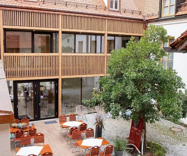 Altstadthotel Brauereigasthof Winkler 3* ברכינג