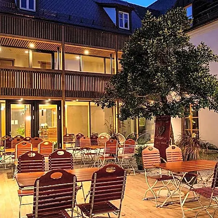 Hotel Altstadthotel Brauereigasthof Winkler 3*