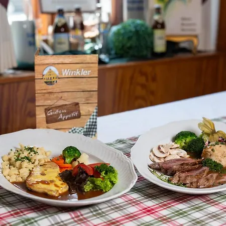 Szálloda Altstadthotel Brauereigasthof Winkler Berching